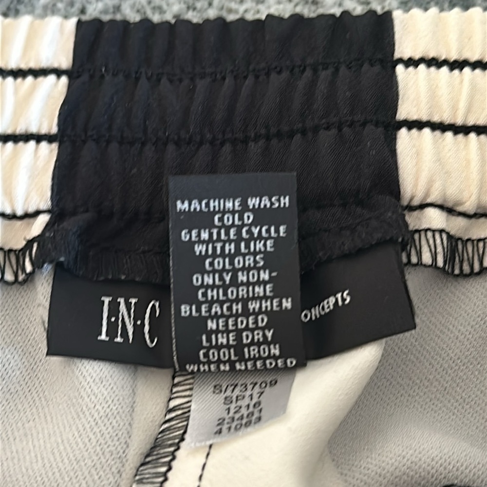 INC women’s wide leg size 0 Black and white striped lined pants - Picture 8 of 11